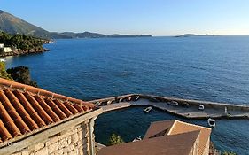 Villa Soti